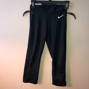 Nike dri-fit cropped leggings